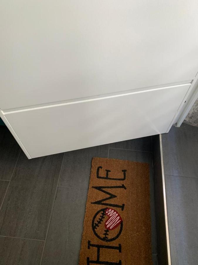 Viky House Chiaia Apartment Naples Luaran gambar